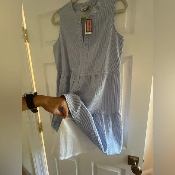 Vineyard Vines Dress - Picture 4 of 4